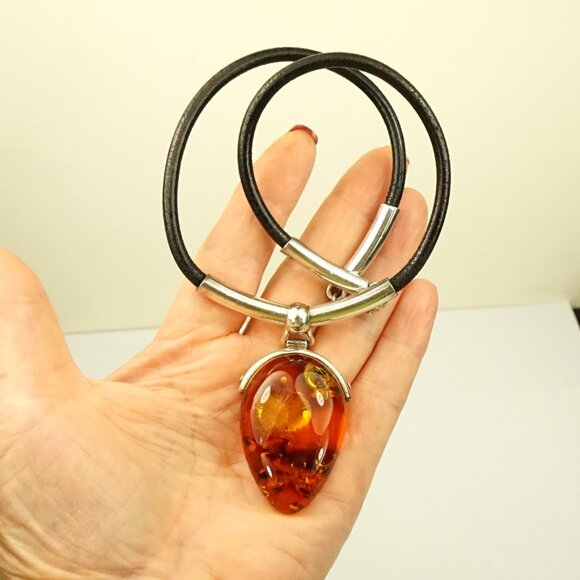 Big AMBER PENDANT With Black Leather Cord Set In 925 Silver Artisan Made Gift - Picture 8 of 15